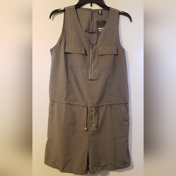 Urban Mix Romper - Picture 1 of 6